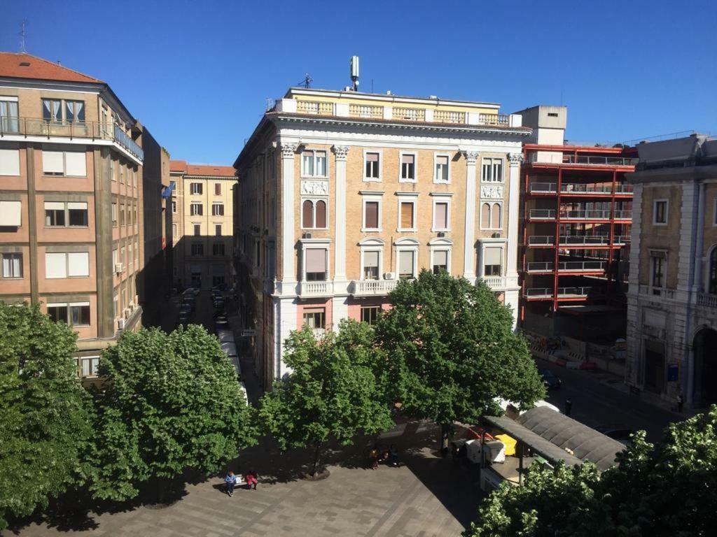 Roma Rooms Анкона Екстер'єр фото