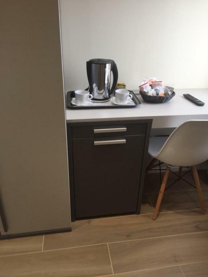Roma Rooms Анкона Екстер'єр фото